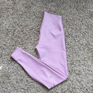 Alo - Highwaist Airlift Legging